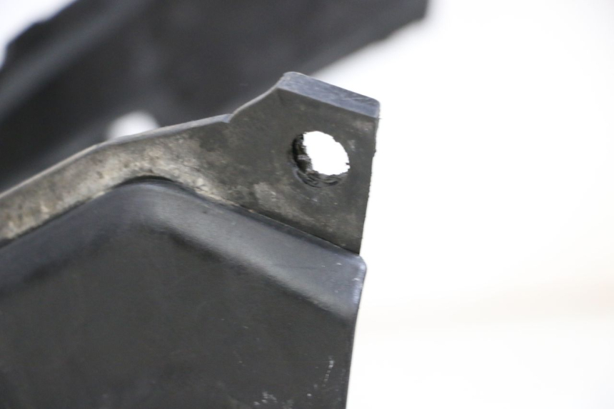 photo de VOETSTEUN MBK BOOSTER SPIRIT 50 (2004 - 2017) - Zoom op componenten