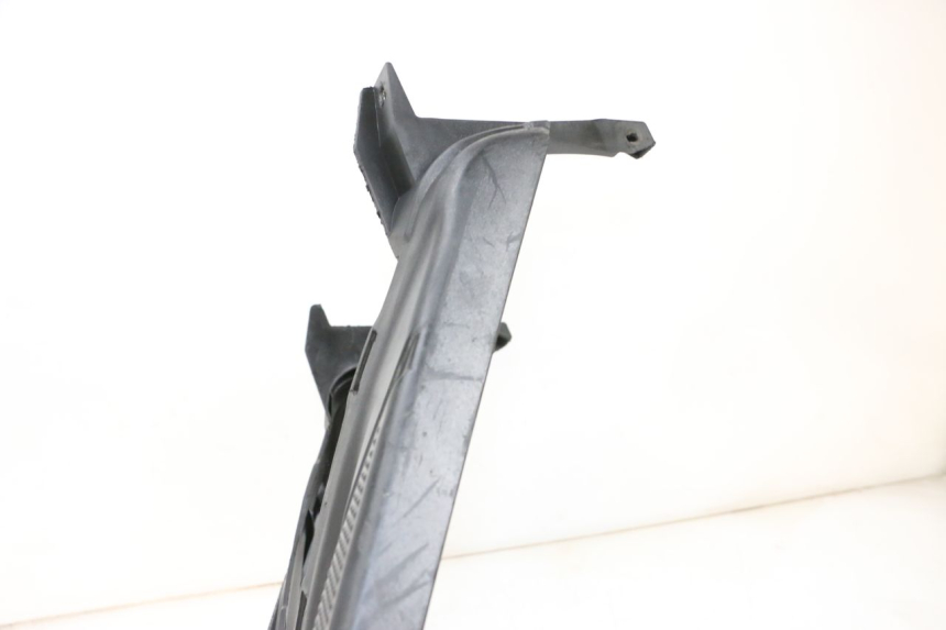 photo de VOETSTEUN MBK BOOSTER SPIRIT NAKED 50 (2004 - 2017) - Zoom op componenten