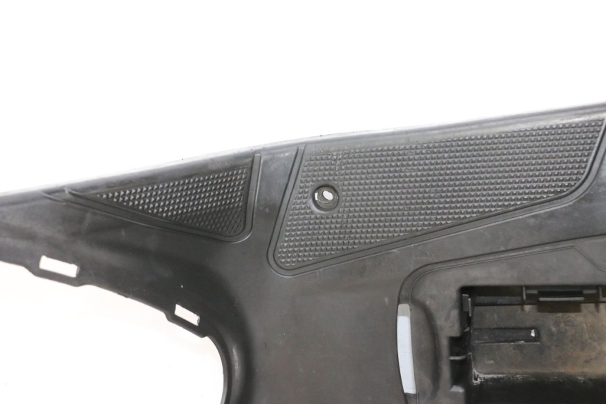 photo de VOETSTEUN MBK BOOSTER SPIRIT NAKED 50 (2004 - 2017) - Zoom op gebruiksstaat