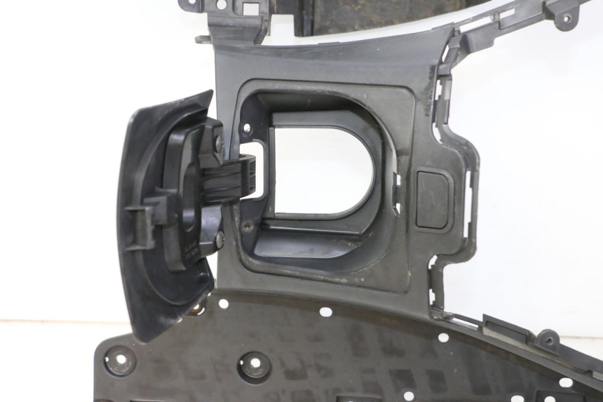 photo de VOETSTEUN SUZUKI BURGMAN 125 (2007 - 2014) - Staat van het oppervlak