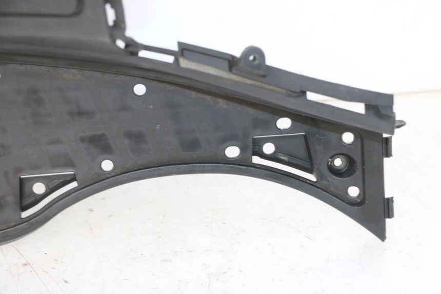 photo de VOETSTEUN SUZUKI BURGMAN 125 (2007 - 2014) - Markeringen en referenties