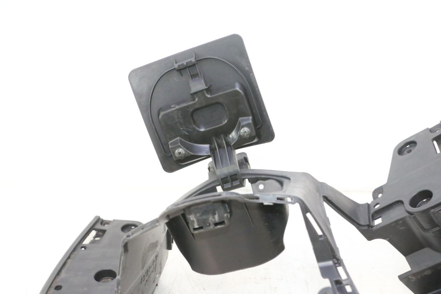 photo de VOETSTEUN SUZUKI BURGMAN 125 (2007 - 2014) - Zoom op gebruiksstaat