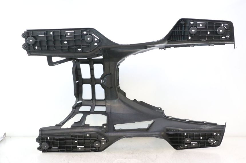 photo de VOETSTEUN SUZUKI BURGMAN EXECUTIVE ABS 650 (2006 - 2012) - Visuele inspectie