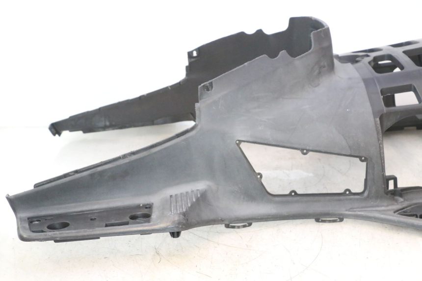 photo de VOETSTEUN SUZUKI BURGMAN EXECUTIVE ABS 650 (2006 - 2012) - Andere kijkhoek
