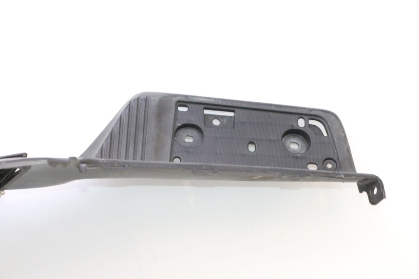 photo de VOETSTEUN SUZUKI BURGMAN EXECUTIVE ABS 650 (2006 - 2012) - Detail van het onderdeel