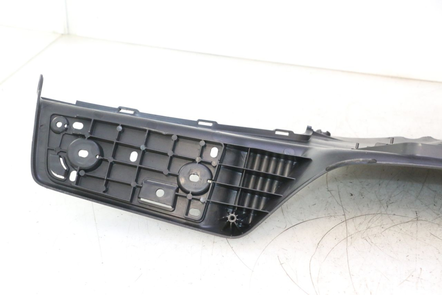 photo de VOETSTEUN SUZUKI BURGMAN EXECUTIVE ABS 650 (2006 - 2012) - Profielaanzicht