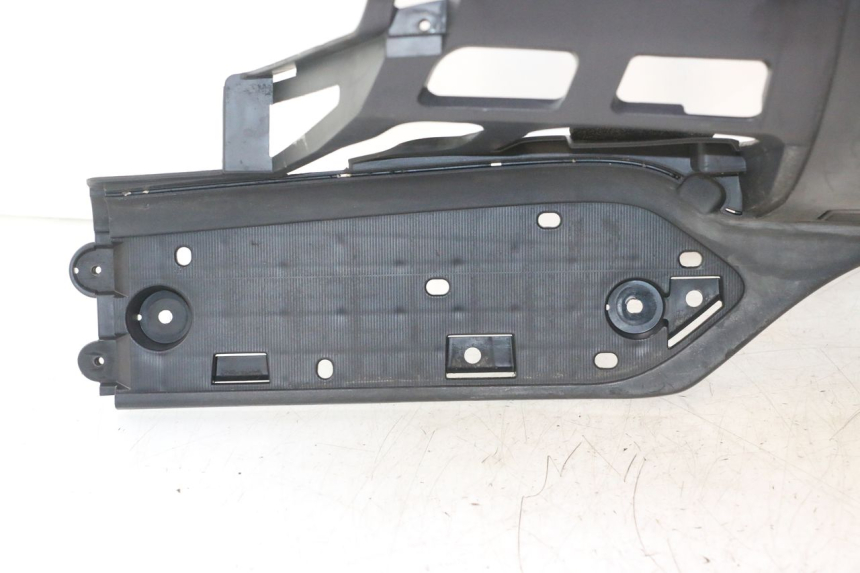photo de VOETSTEUN SUZUKI BURGMAN EXECUTIVE ABS 650 (2006 - 2012) - Andere kijkhoek