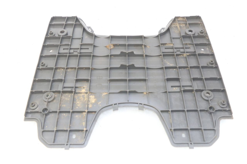 photo de VOETSTEUN SUZUKI CP 80 (1985 - 1996) - Zoom op gebruiksstaat