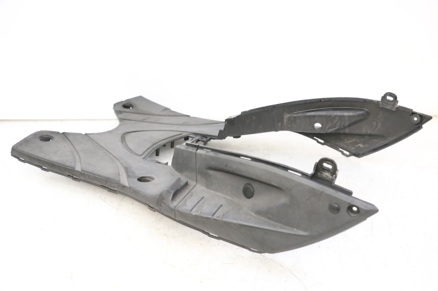 photo de VOETSTEUN YAMAHA CYGNUS X INJECTION 125 (2007 - 2013) - Zoom op componenten