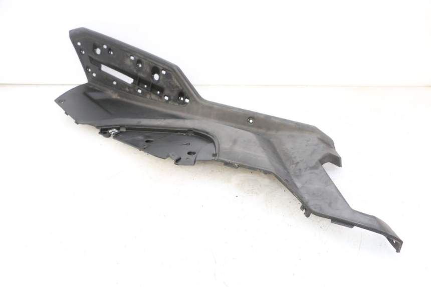 photo de RECHTER VOETSTEUN QUADRO 4 4D 350 (2015 - 2018) - Staat van het oppervlak