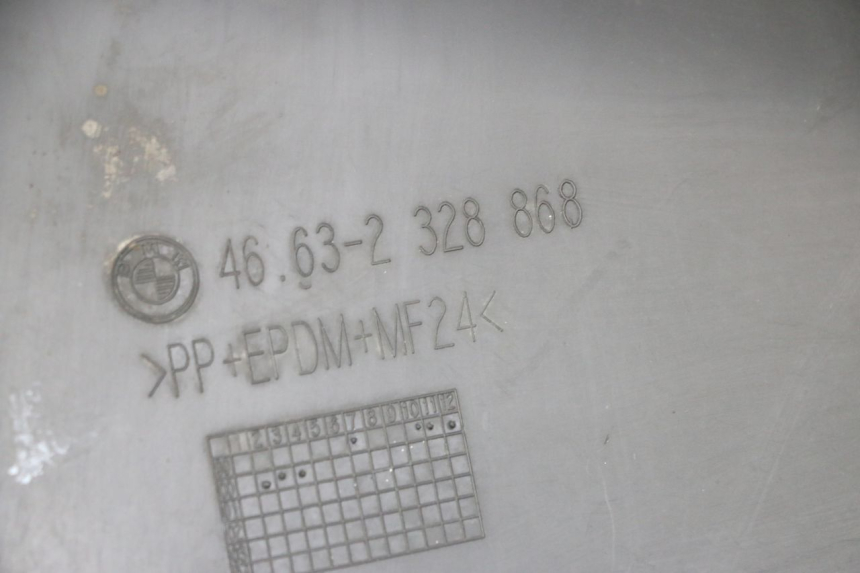 photo de RECHTER VOETSTEUN BMW C1 125 (2000 - 2003) - Detail van het onderdeel