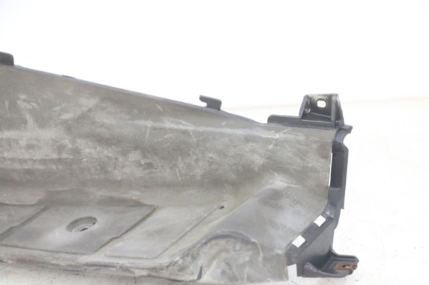 photo de RECHTER VOETSTEUN SUZUKI BURGMAN 125 (2007 - 2014) - Overzicht