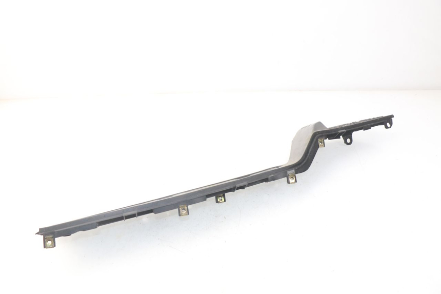 photo de RECHTER VOETSTEUN KYMCO DINK STREET 125 (2009 - 2014) - Technische close-up