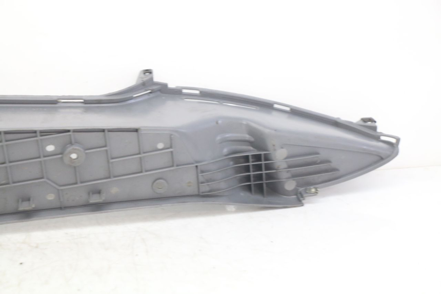 photo de RECHTER VOETSTEUN HONDA FES PANTHEON 2T 125 (1998 - 2002) - Detail van het onderdeel