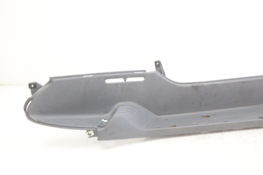 photo de RECHTER VOETSTEUN HONDA FES PANTHEON 2T 125 (1998 - 2002) - Bevestigingspunten