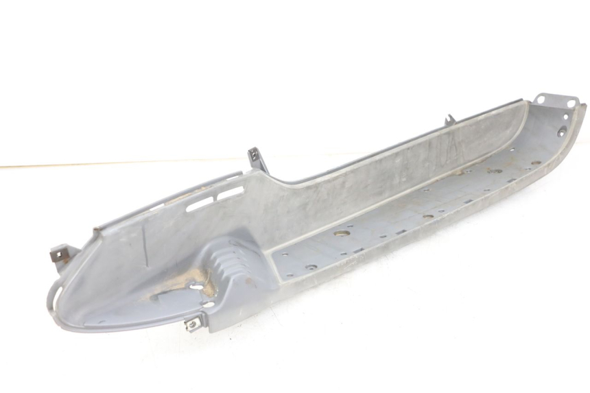 photo de RECHTER VOETSTEUN HONDA FES PANTHEON 2T 125 (1998 - 2002) - Bevestigingspunten