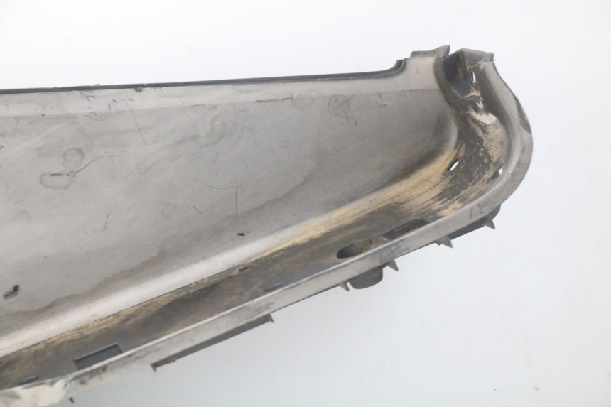 photo de RECHTER VOETSTEUN HONDA FES PANTHEON 125 (2003 - 2007) - Bevestigingspunten