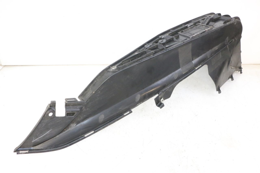 photo de RECHTER VOETSTEUN HONDA FORZA ABS 300 (2013 - 2017) - Detail van het onderdeel