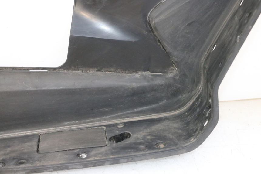 photo de RECHTER VOETSTEUN HONDA FORZA ABS 300 (2013 - 2017) - Kenmerkende details