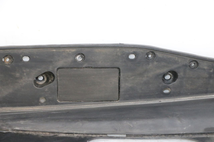 photo de RECHTER VOETSTEUN HONDA FORZA ABS 300 (2013 - 2017) - Bevestigingspunten