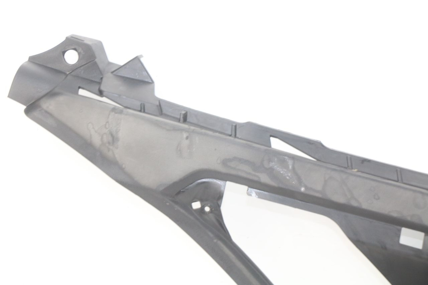 photo de RECHTER VOETSTEUN PEUGEOT GEOPOLIS 400 (2007 - 2013) - Bevestigingspunten