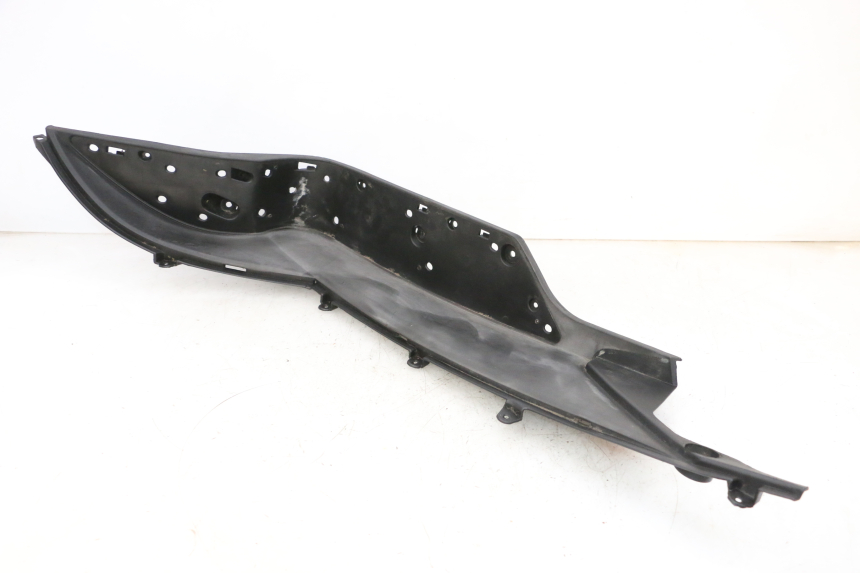 photo de RECHTER VOETSTEUN JM MOTORS GTS 125 (2015 - 2019) - Technische close-up