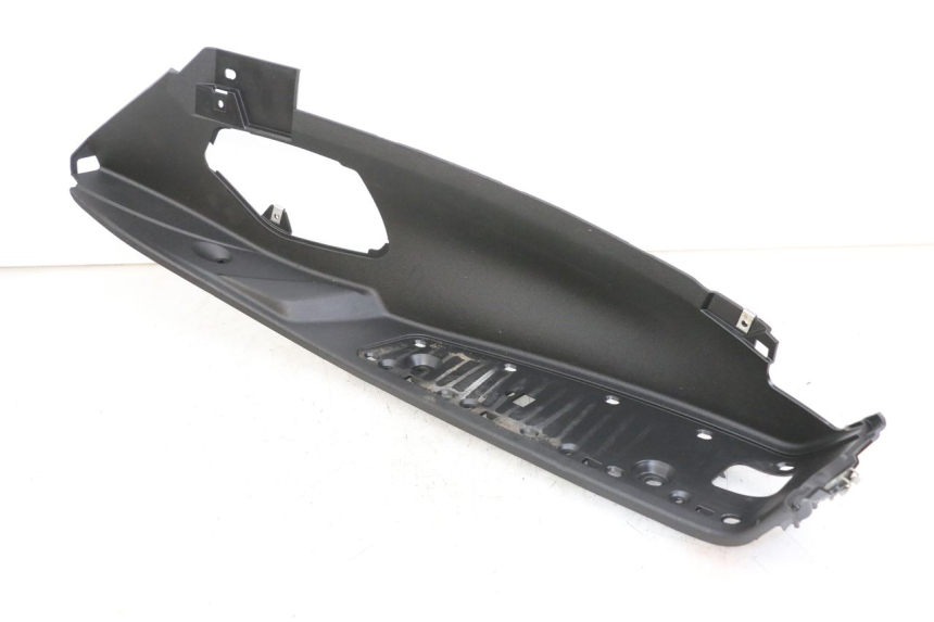 photo de RECHTER VOETSTEUN PIAGGIO MP3 HPE 350 (2018 - 2020) - Technische close-up