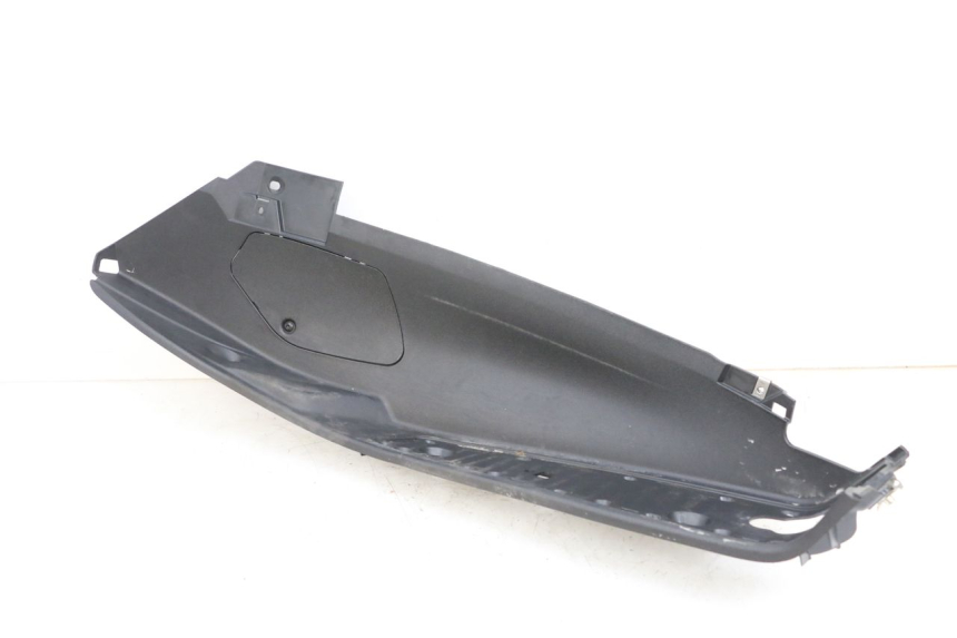 photo de RECHTER VOETSTEUN PIAGGIO MP3 HPE 350 (2018 - 2020) - Hoofdaanzicht