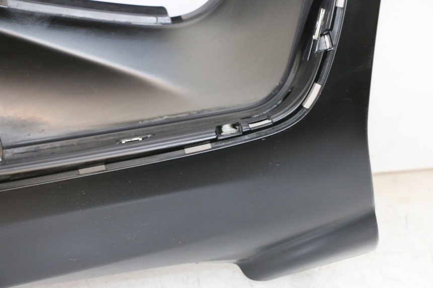 photo de RECHTER VOETSTEUN PIAGGIO MP3 HPE 300 (2019 - 2026) - Kenmerkende details