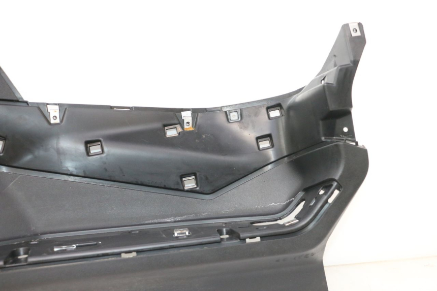 photo de RECHTER VOETSTEUN PIAGGIO MP3 HPE 530 (2022 - 2026) - Visuele inspectie