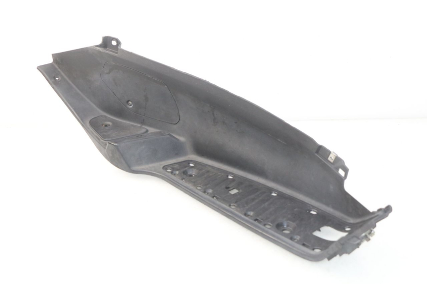 photo de RECHTER VOETSTEUN PIAGGIO MP3 LT 400 (2007 - 2012) - Bevestigingspunten