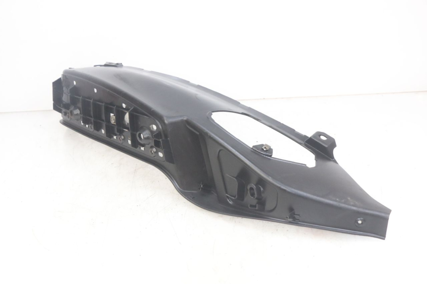 photo de RECHTER VOETSTEUN PIAGGIO MP3 LT 400 (2007 - 2012) - Detail van het onderdeel