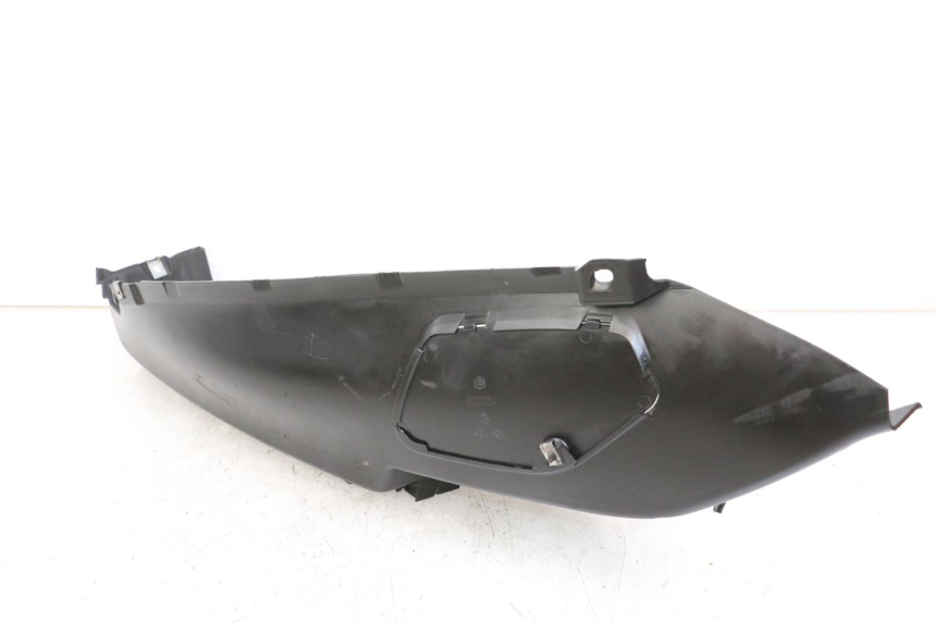 photo de RECHTER VOETSTEUN PIAGGIO MP3 LT 400 (2007 - 2012) - Andere kijkhoek
