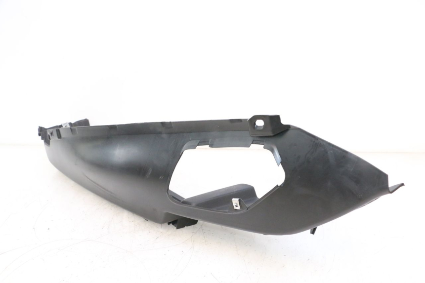photo de RECHTER VOETSTEUN PIAGGIO MP3 LT 400 (2007 - 2012) - Bevestigingspunten