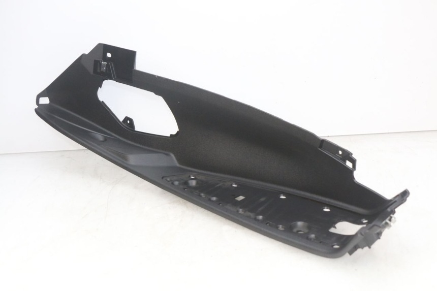 photo de RECHTER VOETSTEUN PIAGGIO MP3 500 (2014 - 2017) - Hoofdaanzicht