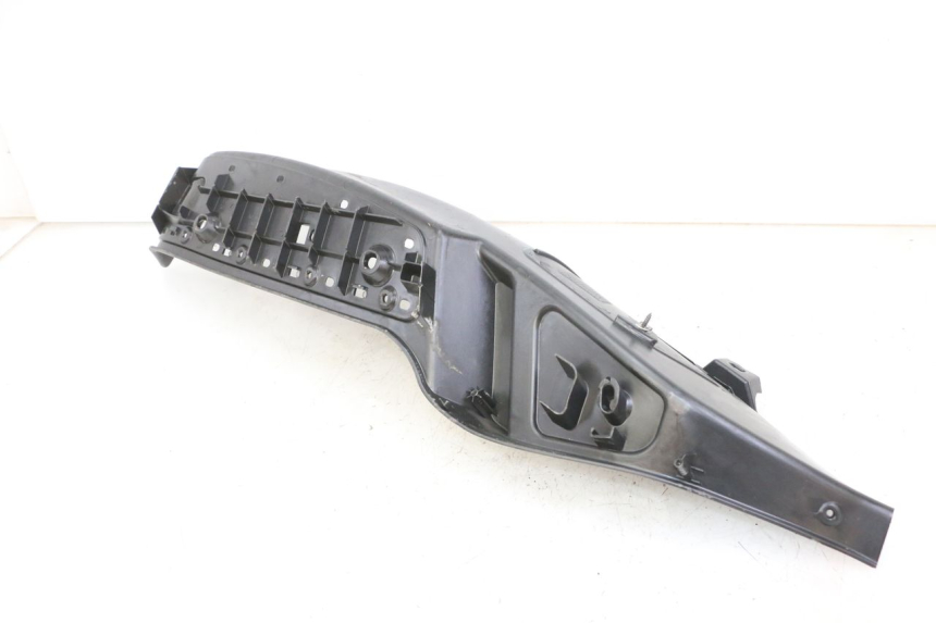 photo de RECHTER VOETSTEUN PIAGGIO MP3 500 (2011 - 2015) - Zoom op gebruiksstaat