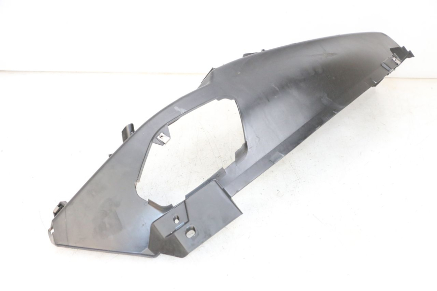 photo de RECHTER VOETSTEUN PIAGGIO MP3 500 (2016 - 2018) - Technische close-up