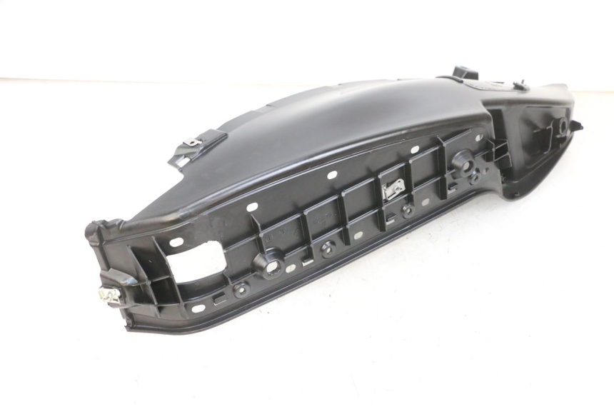 photo de RECHTER VOETSTEUN PIAGGIO MP3 RL 250 (2006 - 2010) - Andere kijkhoek