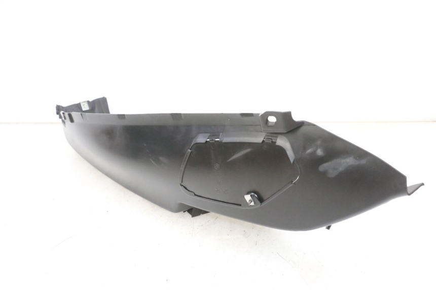 photo de RECHTER VOETSTEUN PIAGGIO MP3 RL 250 (2006 - 2010) - Overzicht