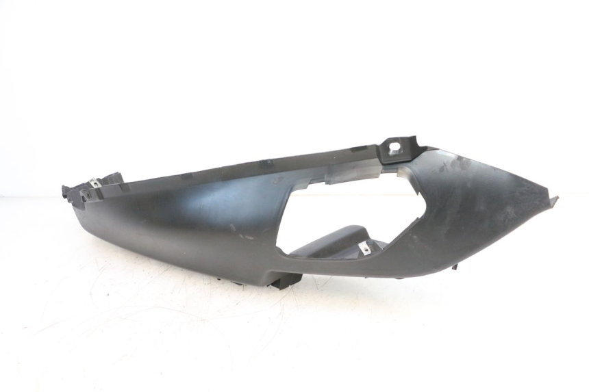 photo de RECHTER VOETSTEUN PIAGGIO MP3 RL 250 (2006 - 2010) - Overzicht
