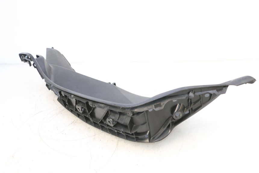 photo de RECHTER VOETSTEUN HONDA PCX (JF57/JF64) 125 (2014 - 2018) - Detail van het onderdeel