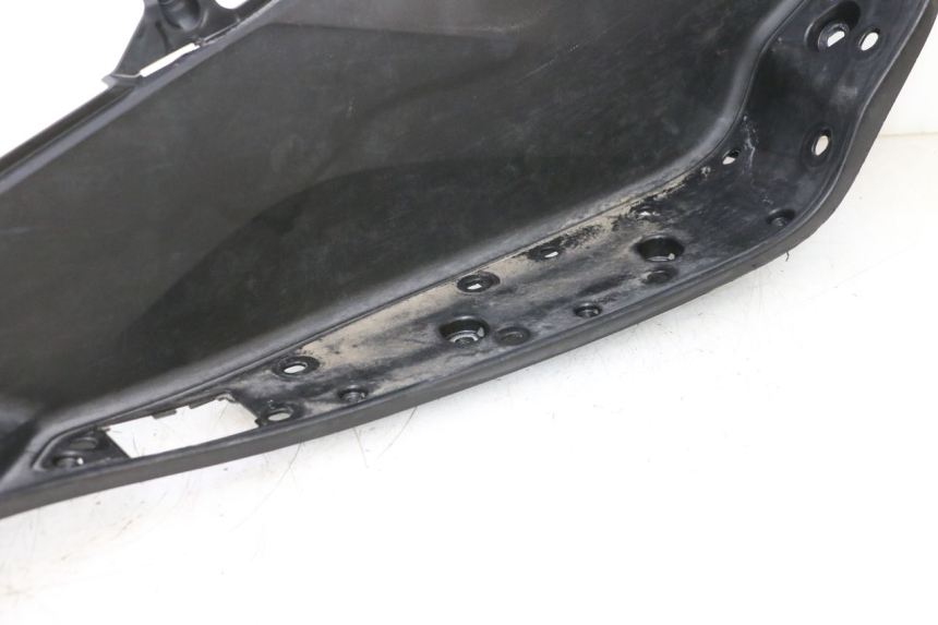 photo de RECHTER VOETSTEUN HONDA PCX (JF57/JF64) 125 (2014 - 2018) - Gecontroleerd onderdeel