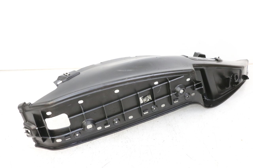 photo de RECHTER VOETSTEUN PIAGGIO MP3 LT 400 (2007 - 2012) - Detail van het onderdeel