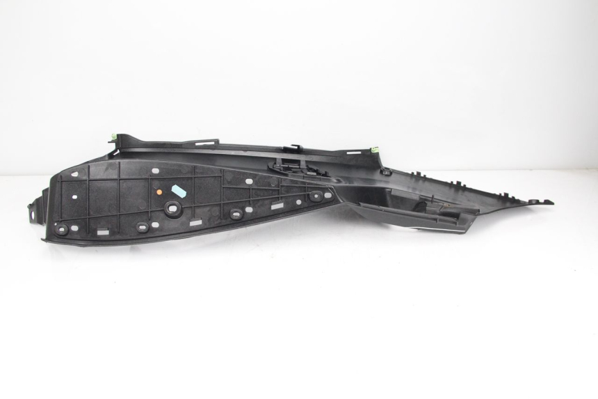 photo de RECHTER VOETSTEUN PEUGEOT SATELIS 125 (2013 - 2018) - Andere kijkhoek