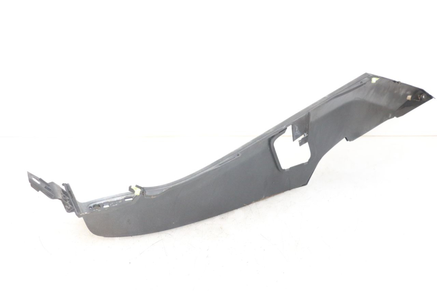 photo de RECHTS VOETSTEUN PEUGEOT SATELIS 125 (2006 - 2009) - Technische close-up