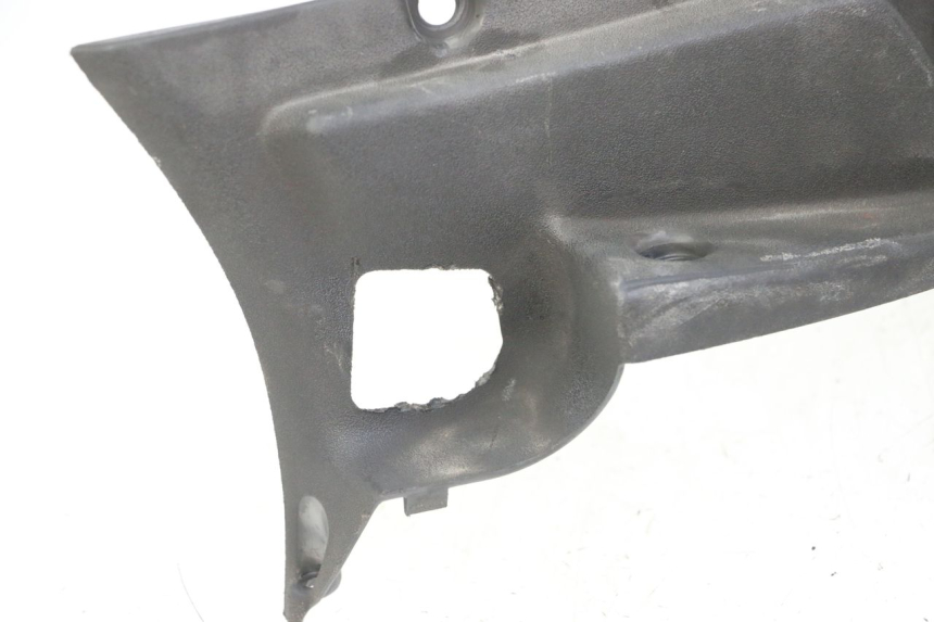 photo de RECHTER VOETSTEUN APRILIA SCARABEO GT TOURING 125 (1999 - 2005) - Staat van het oppervlak