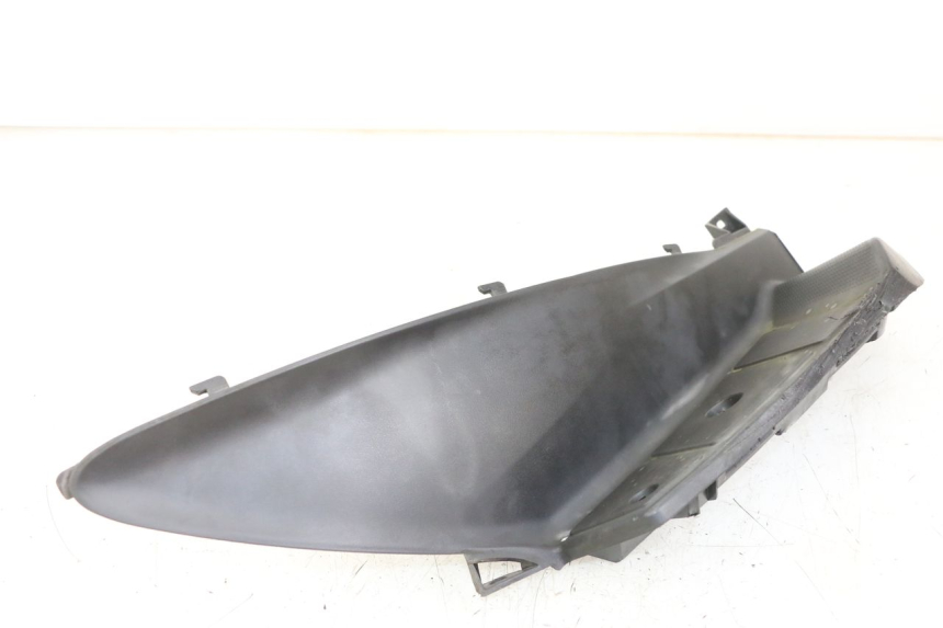 photo de RECHTER VOETSTEUN SUZUKI BURGMAN 125 (2007 - 2014) - Overzicht