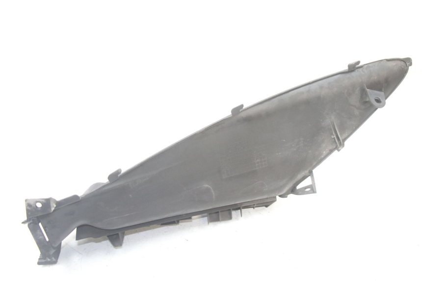 photo de RECHTER VOETSTEUN SUZUKI BURGMAN 125 (2015 - 2017) - Technische close-up