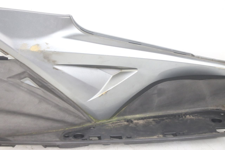 photo de RECHTER VOETSTEUN KYMCO X-CITING XCITING 400 (2014 - 2018) - Kenmerkende details