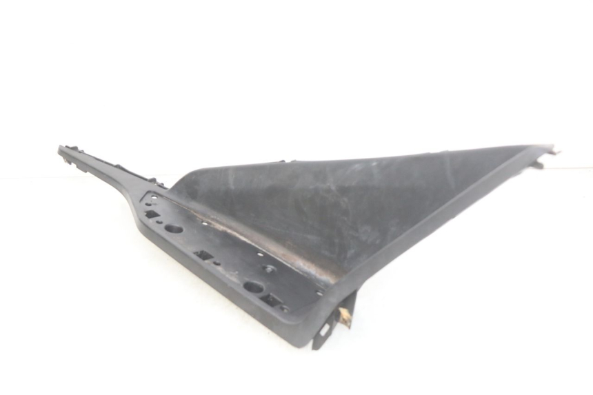 photo de RECHTER VOETSTEUN KYMCO X-TOWN XTOWN 125 (2016 - 2021) - Technische close-up